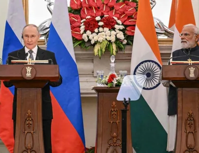 India to Introduce Free 30-Day E-Visa for Russian Tourists, Announces PM Modi During Putin’s Visit